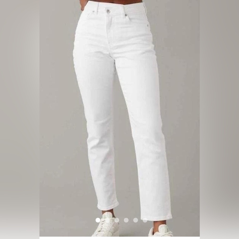 American Eagle “Moms Jeans” White Straight Regular Length Leg